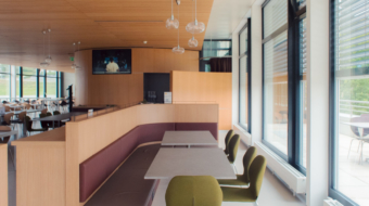 JLC CAFET 20MM 3 TABLES ET CINTRES